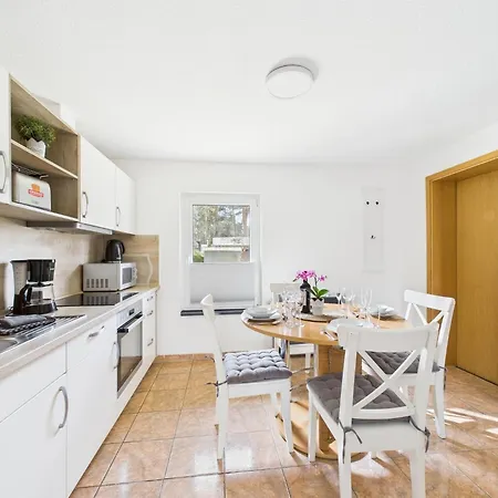 Campingplatz Wusterhausen مكان تخييم Wusterhausen